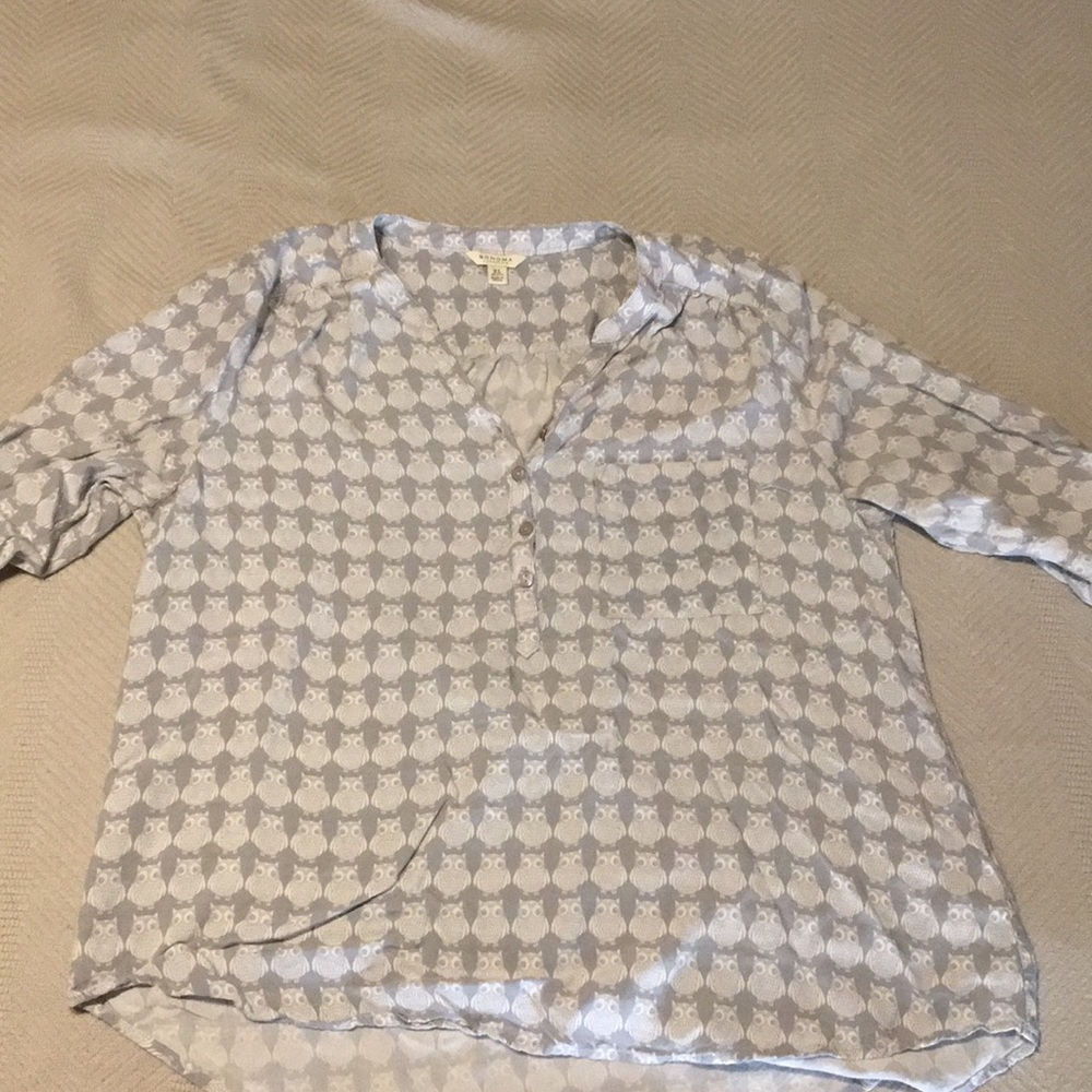White and grey owl shirt